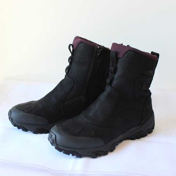 Merrell Black Winter & Rain Boots with Rugged Sole - Picture 1 of 6